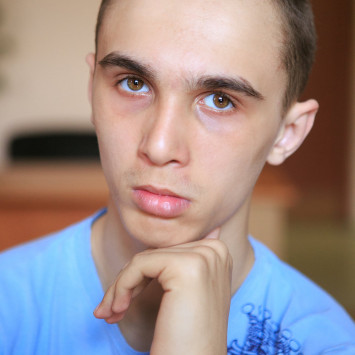 Максим