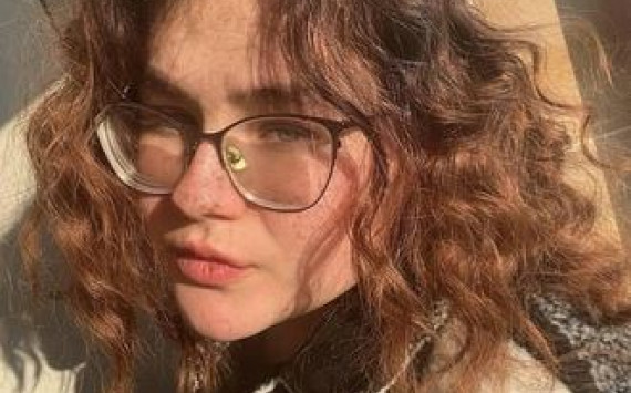 «Наконец все дома»: каково это — быть приемным родителем подростка